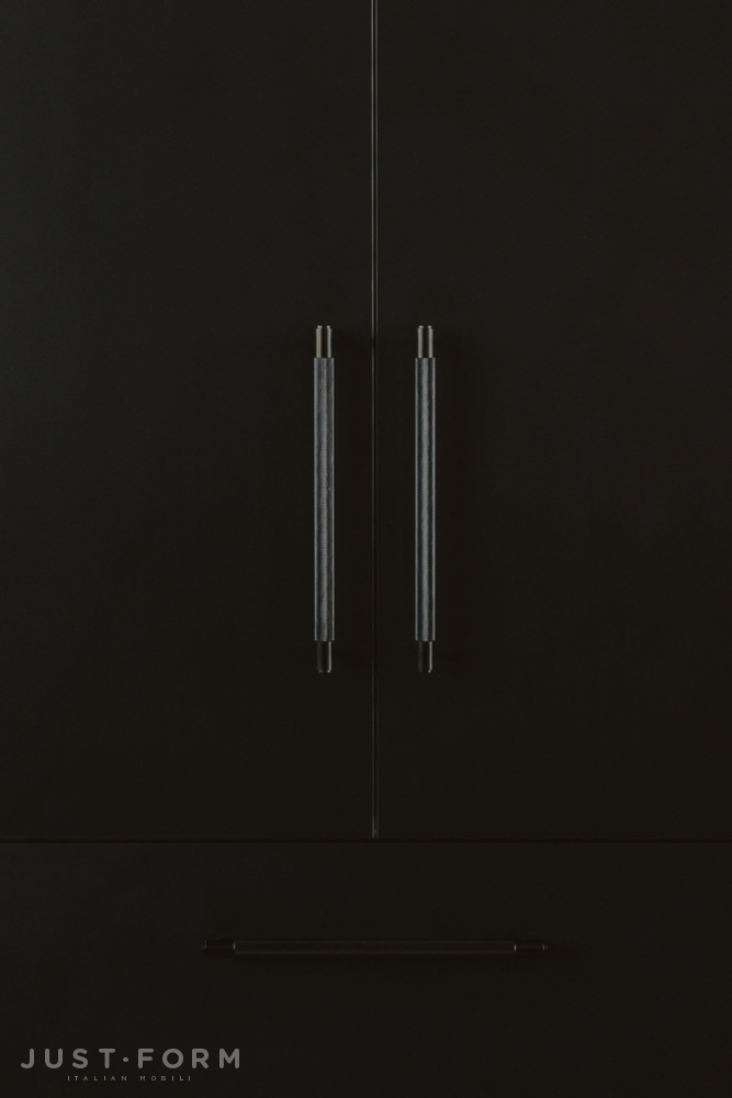 Ручка для мебели Pull Bar / Cross / Black фабрика Buster + Punch фотография № 44