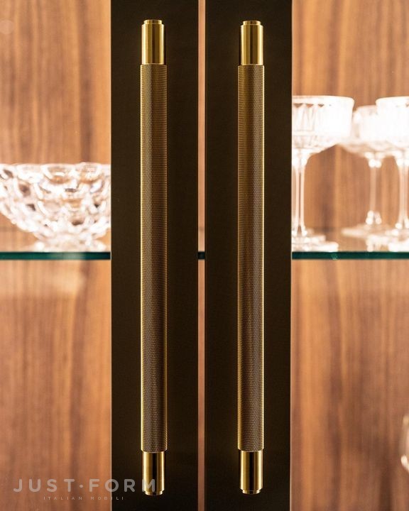Ручка для мебели Pull Bar / Cross / Brass фабрика Buster + Punch фотография № 39