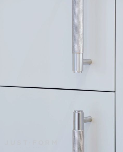 Ручка для мебели Pull Bar / Cross / Steel фабрика Buster + Punch фотография № 15