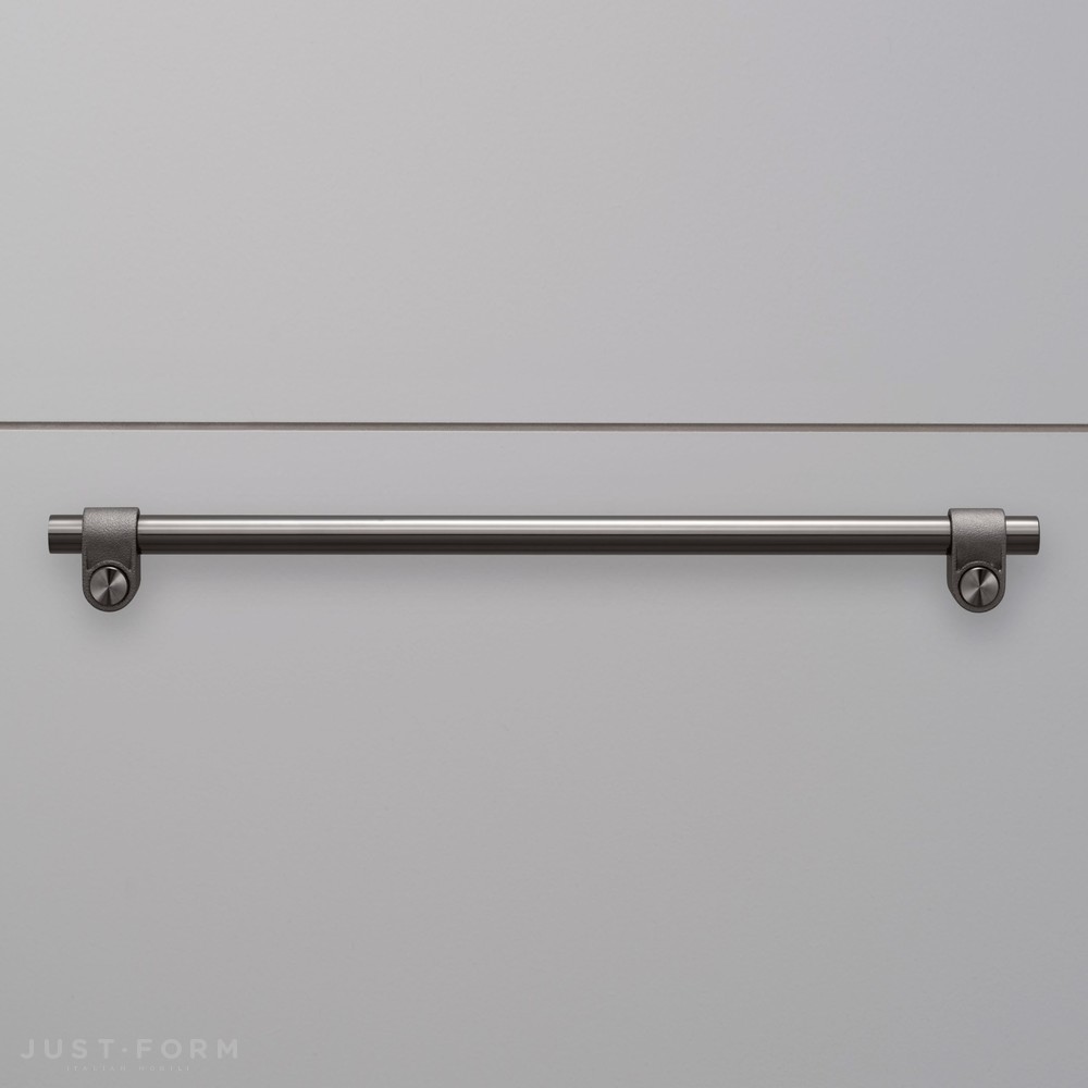 Ручка для мебели Pull Bar / Cast / Gun Metal фабрика Buster + Punch фотография № 4