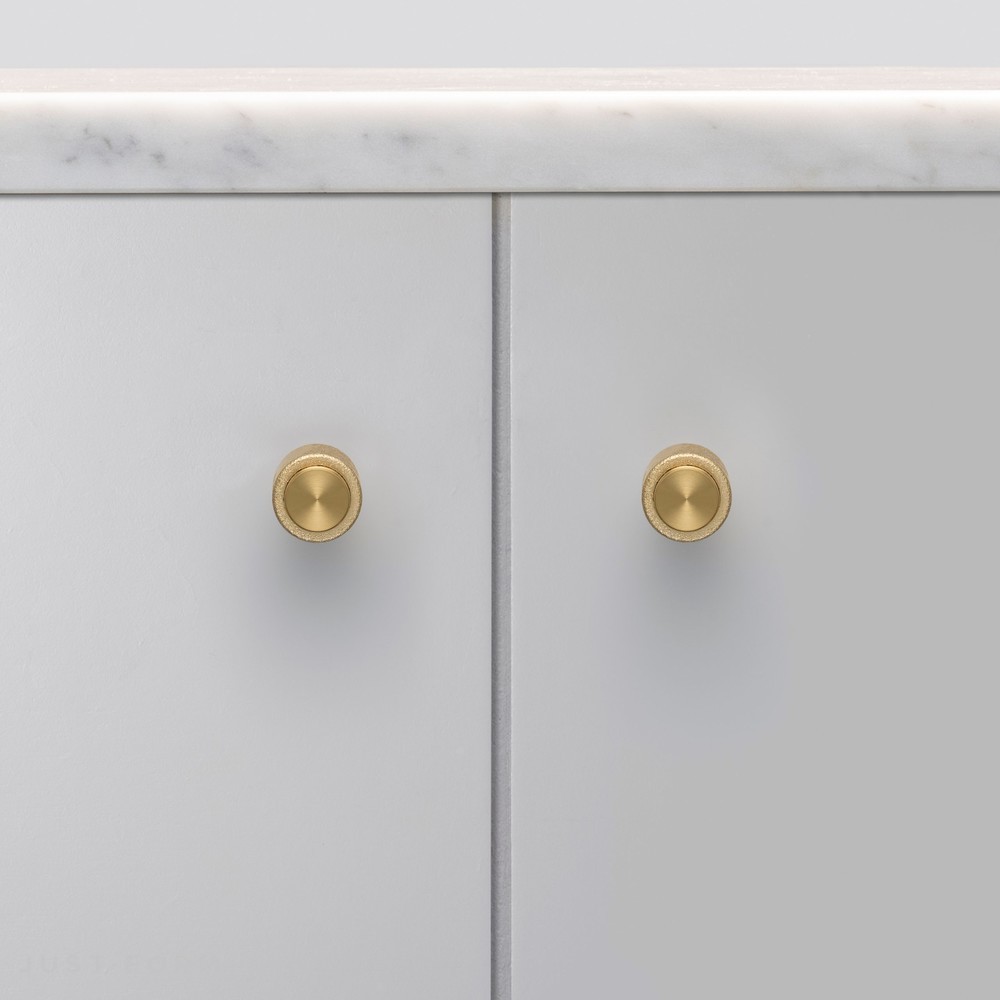Ручка для мебели Furniture Knob / Cast / Brass фабрика Buster + Punch фотография № 3