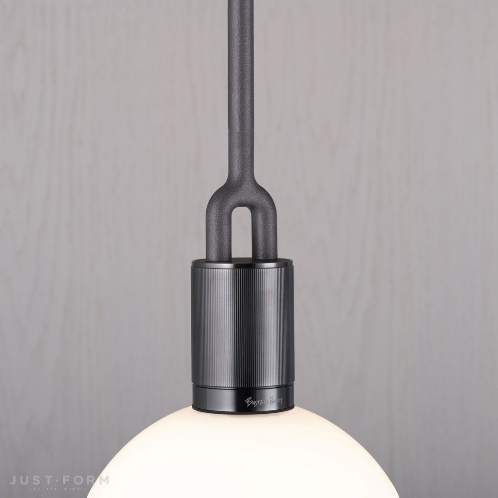 Подвесной светильник Forked Pendant / Globe / Opal / Large / Gun Metal фабрика Buster + Punch фотография № 2