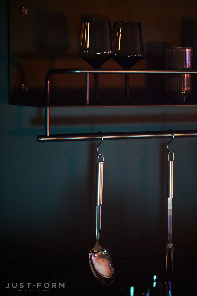 Полка с крючками Shelf / Hanger / Black / Steel фабрика Buster + Punch фотография № 25