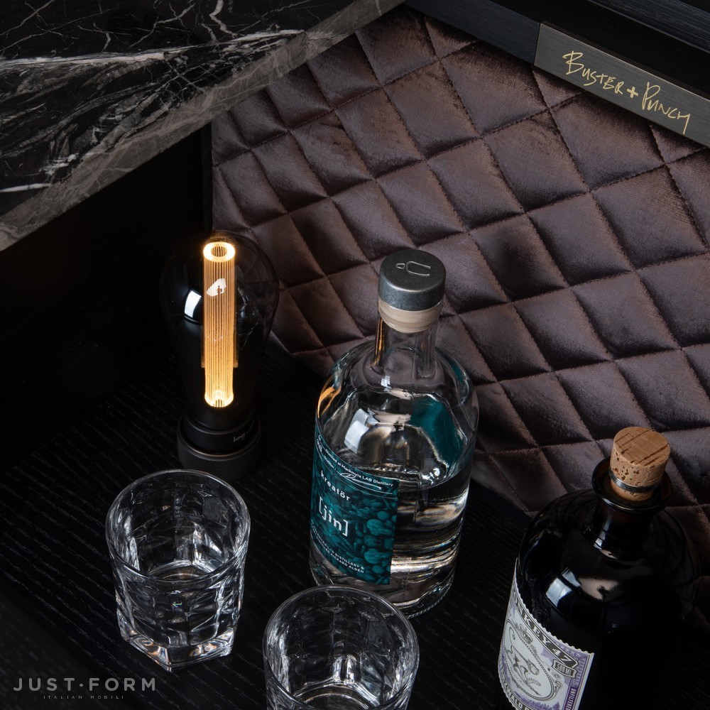 Бар The Popstar Bar / Natural Oak фабрика Buster + Punch фотография № 16