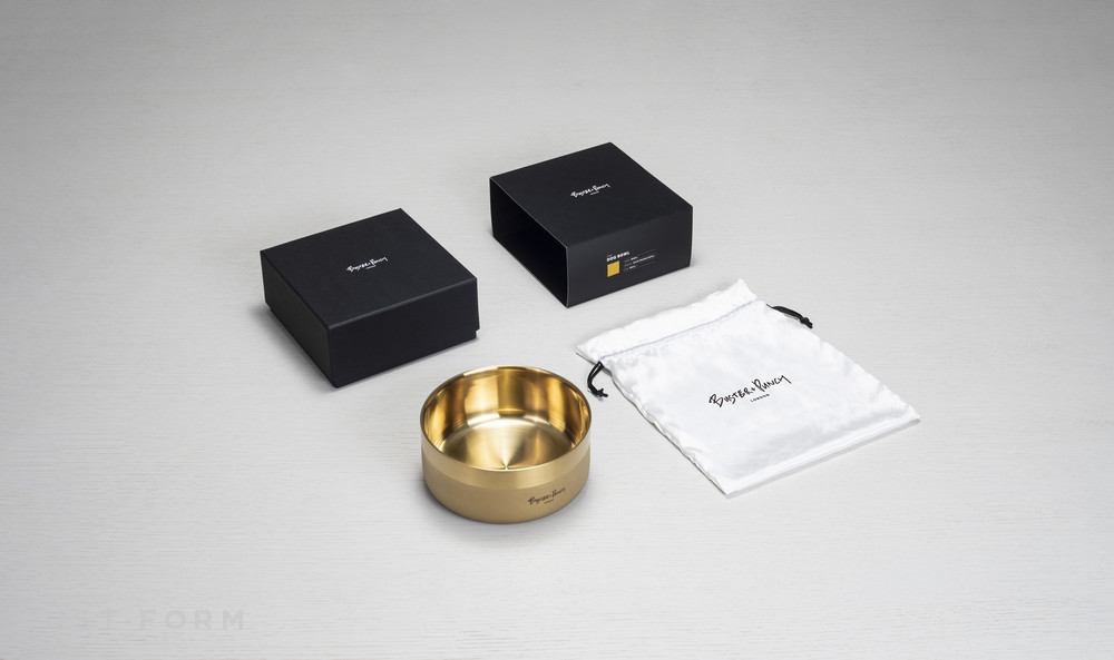 Миска для собаки Dog Bowl / Small / Brass фабрика Buster + Punch фотография № 6