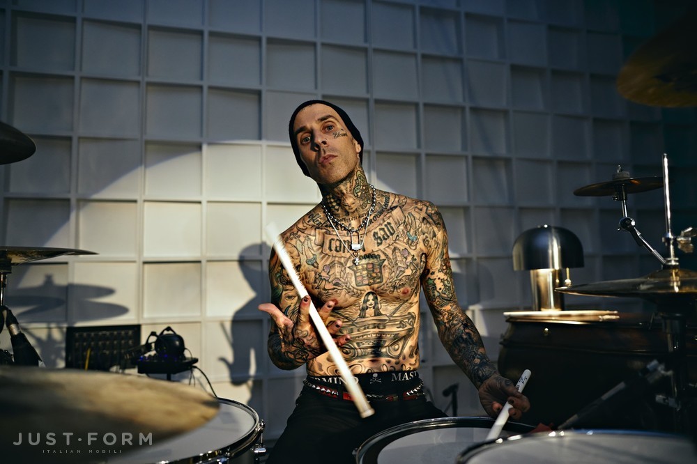 Настольная лампа Skull Table Light / Travis Barker / Brass фабрика Buster + Punch фотография № 13
