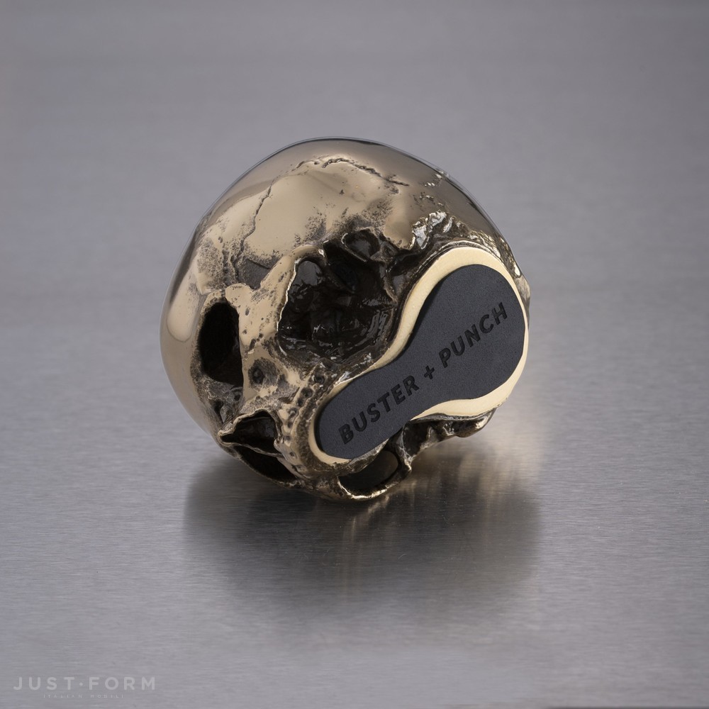 Дверной стоппер Skull Door Stop / Travis Barker / Brass фабрика Buster + Punch фотография № 4