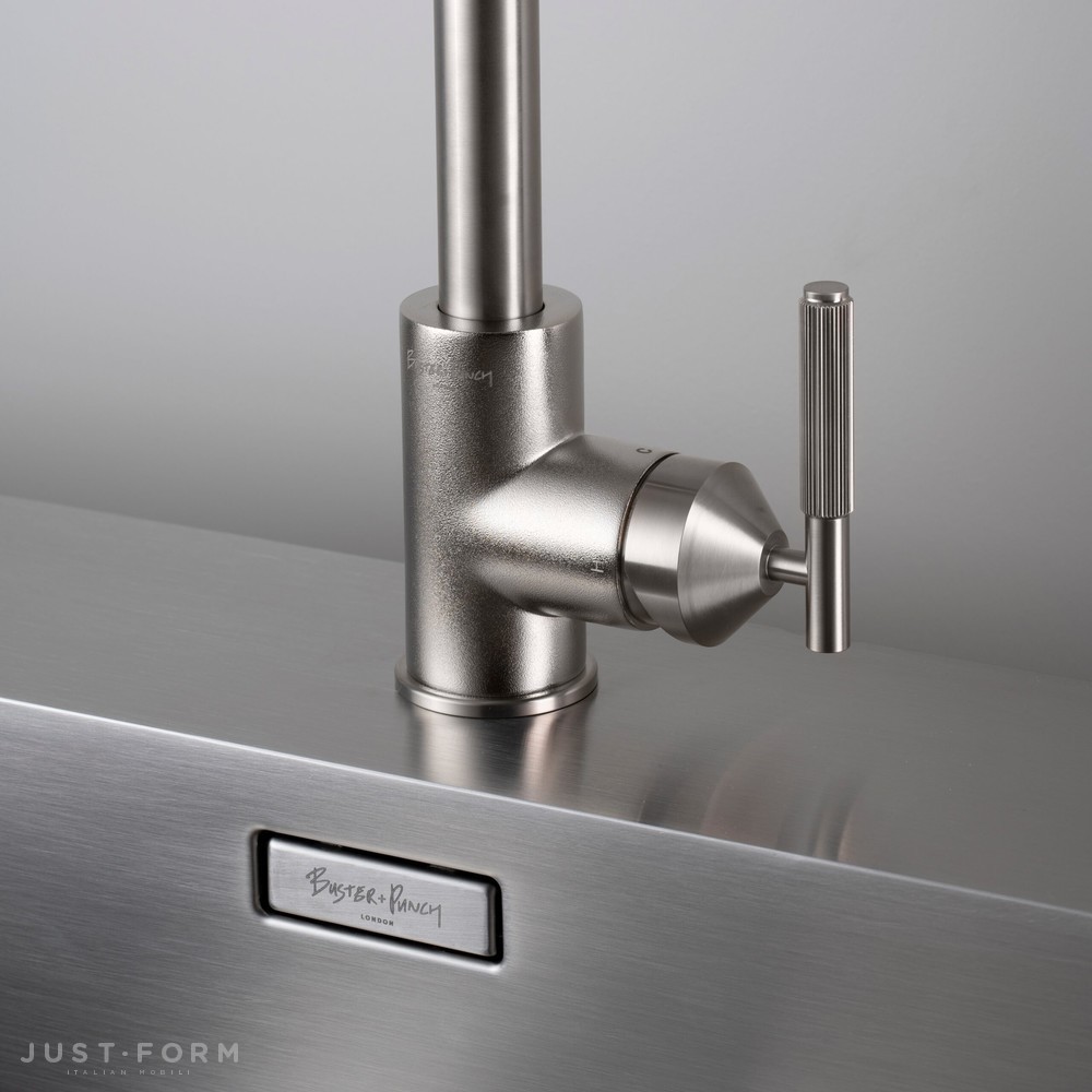 Кухонный кран Kitchen Tap / Mixer / Linear / Steel фабрика Buster + Punch фотография № 2