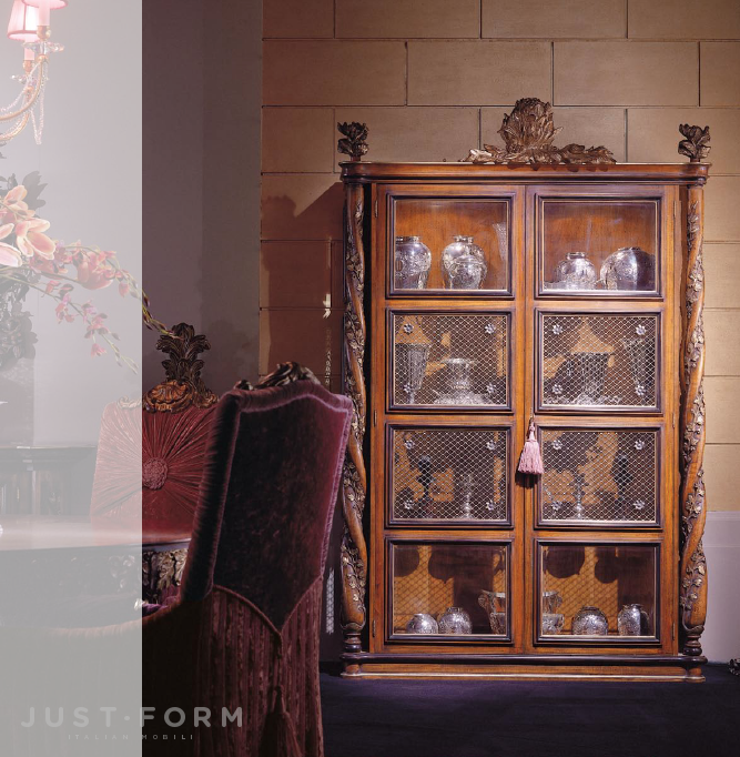 Витрина с двумя дверцами Fregate Dark фабрика Jumbo Collection фотография № 1