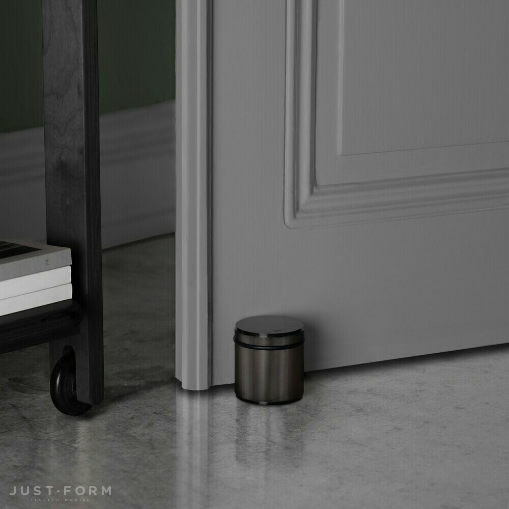 ​Дверной стоппер Door Stop / Freestanding / Gun Metal фабрика Buster + Punch фотография № 4