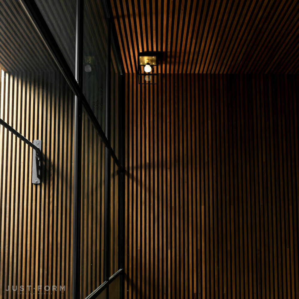 ​Уличный светильник Caged Wet / Ceiling / Small / Brass фабрика Buster + Punch фотография № 3
