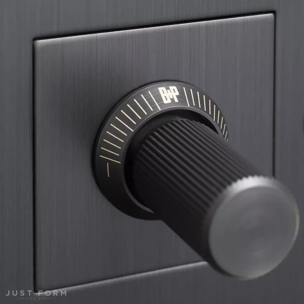 Одинарный диммер 1G Dimmer / 250W LED / Linear / Smoked Bronze фабрика Buster + Punch фотография № 3