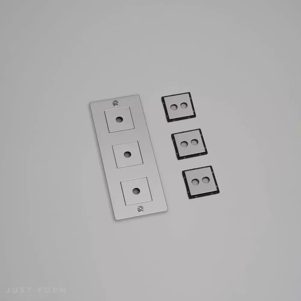 ​Вертикальная трехпостовая рамка 3G Wall Plate / Vertical / With Infills / Steel фабрика Buster + Punch фотография № 1