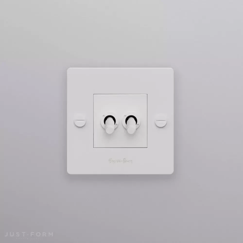 ​Двухтумблерный выключатель 1G Double Toggle / Cross / White  фабрика Buster + Punch фотография № 4