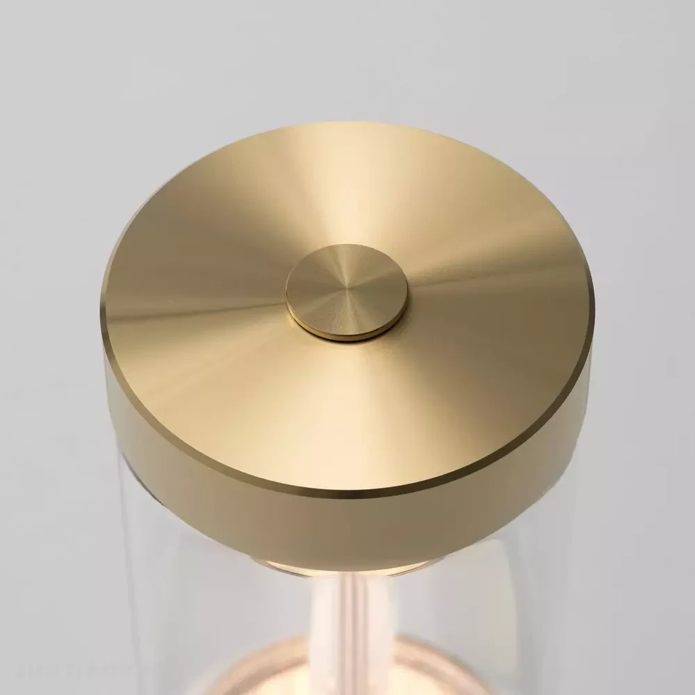 Портативная лампа Takeout / Portable Table Light / Brass фабрика Buster + Punch фотография № 4