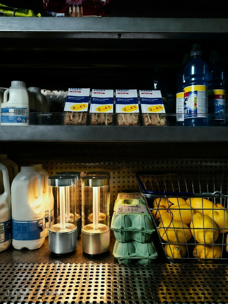 Портативная лампа Takeout / Portable Table Light / Brass фабрика Buster + Punch фотография № 18