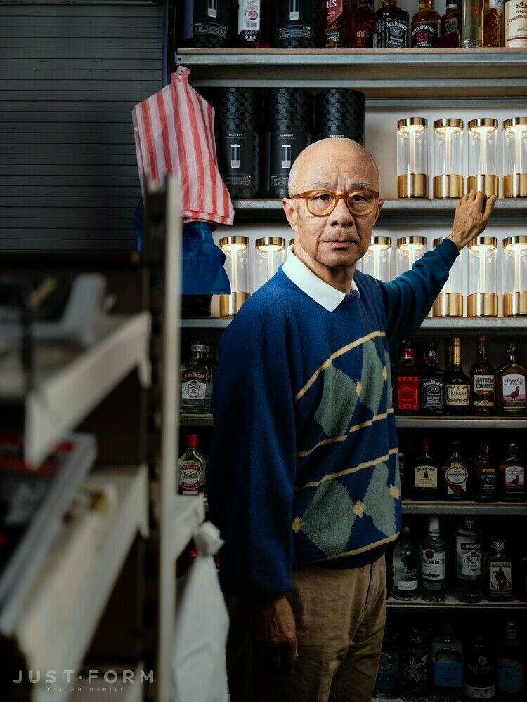 Портативная лампа Takeout / Portable Table Light / Brass фабрика Buster + Punch фотография № 16