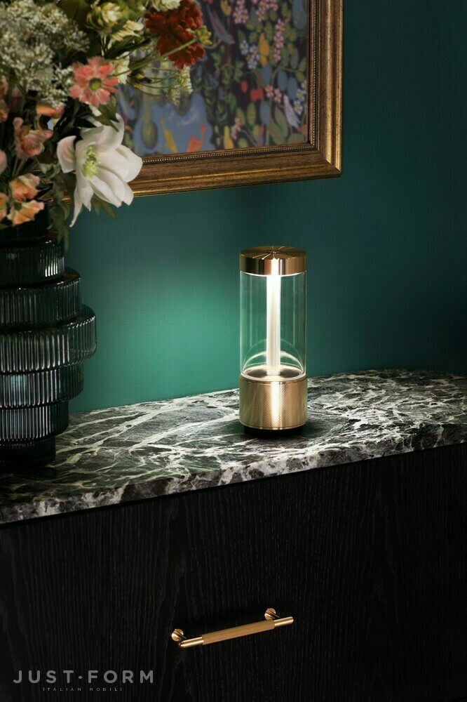 Портативная лампа Takeout / Portable Table Light / Brass фабрика Buster + Punch фотография № 6