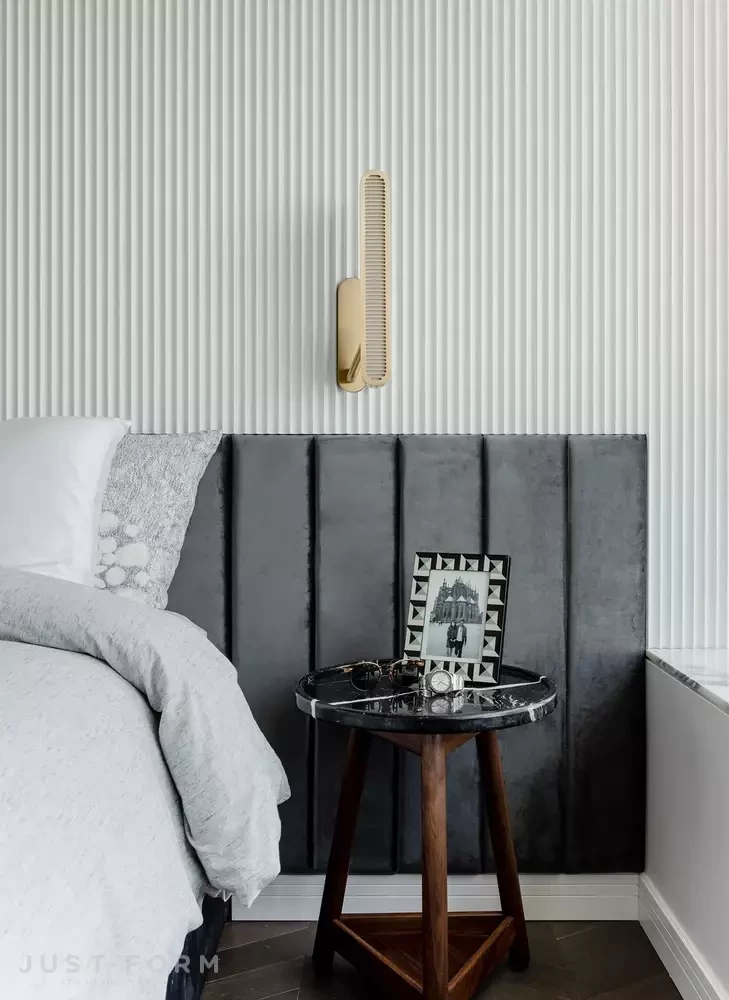 Бра Colt Wall Light Single фабрика Bert Frank фотография № 4