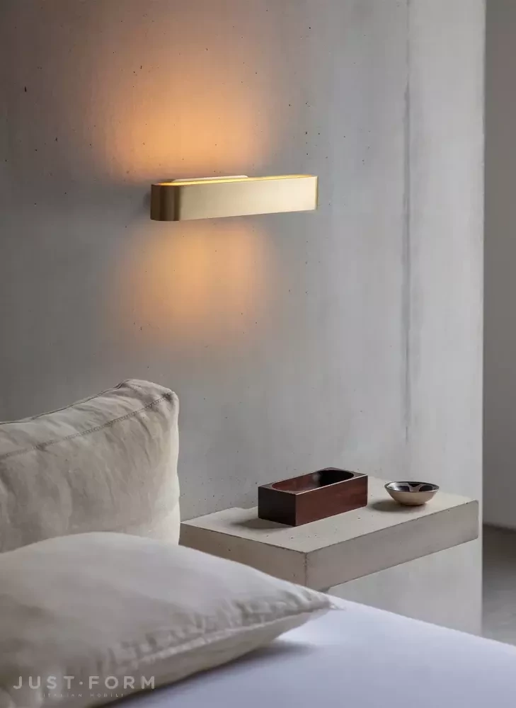 Бра Colt Wall Light Flush фабрика Bert Frank фотография № 2