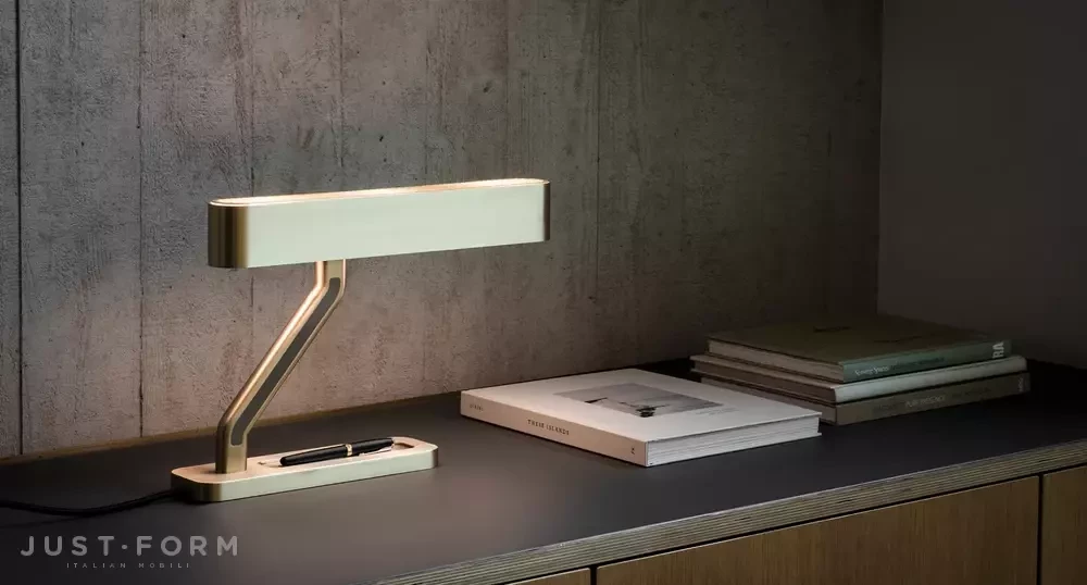 Настольная лампа Colt Table Lamp фабрика Bert Frank фотография № 2