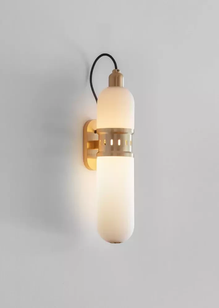 Настенный светильник Occulo Wall Light  фабрика Bert Frank фотография № 1